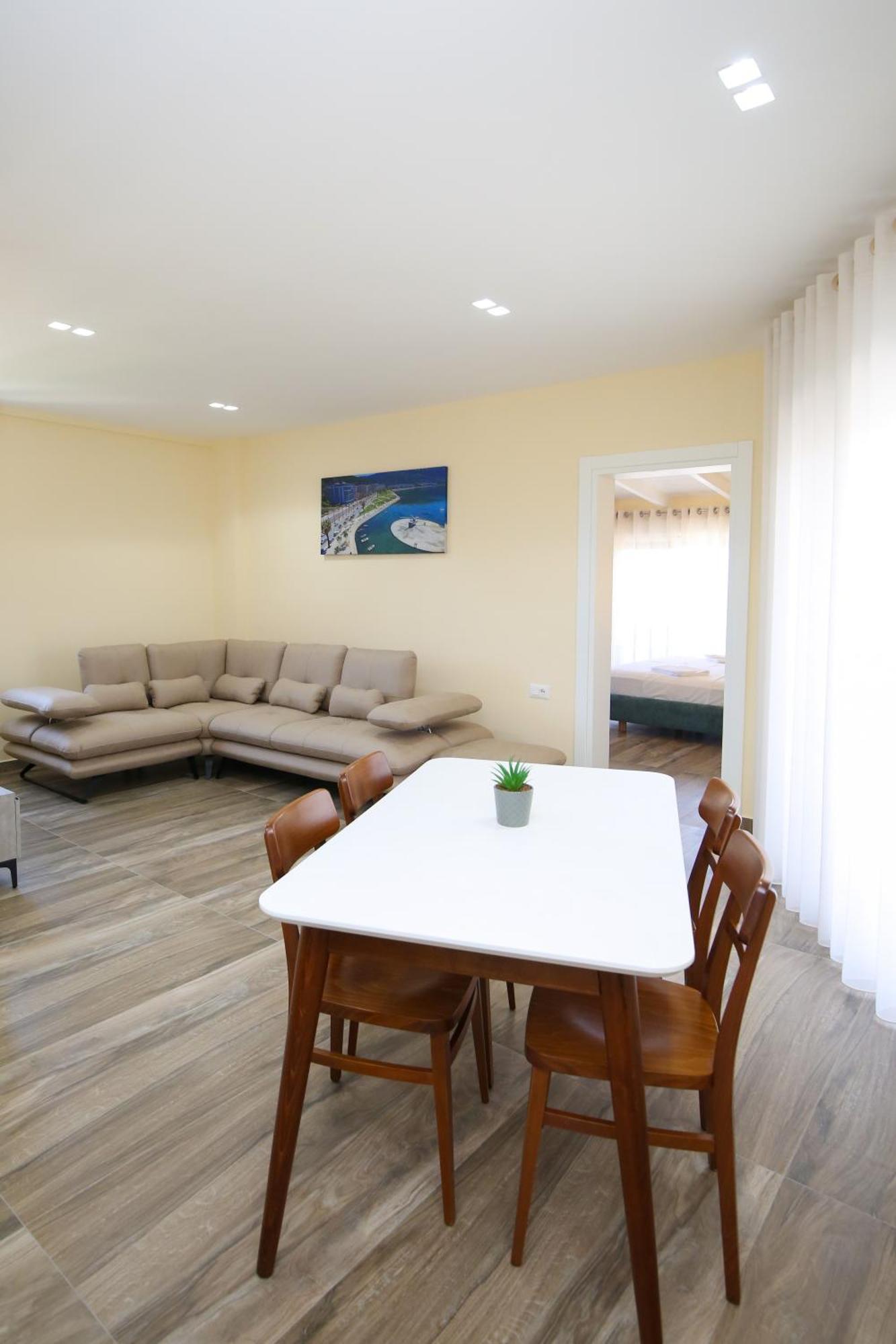 Queen Apartmets Vlore Exterior photo