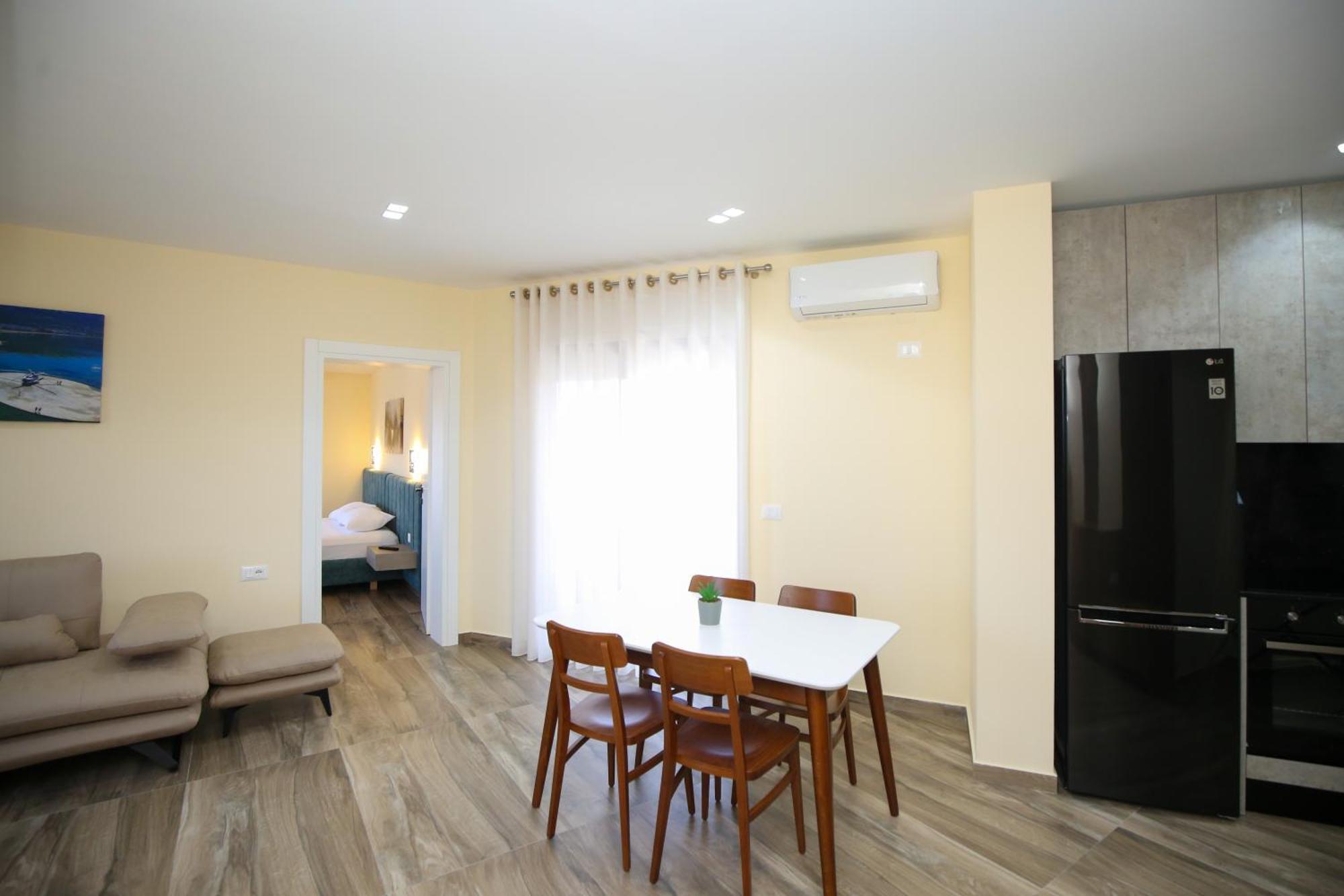 Queen Apartmets Vlore Exterior photo