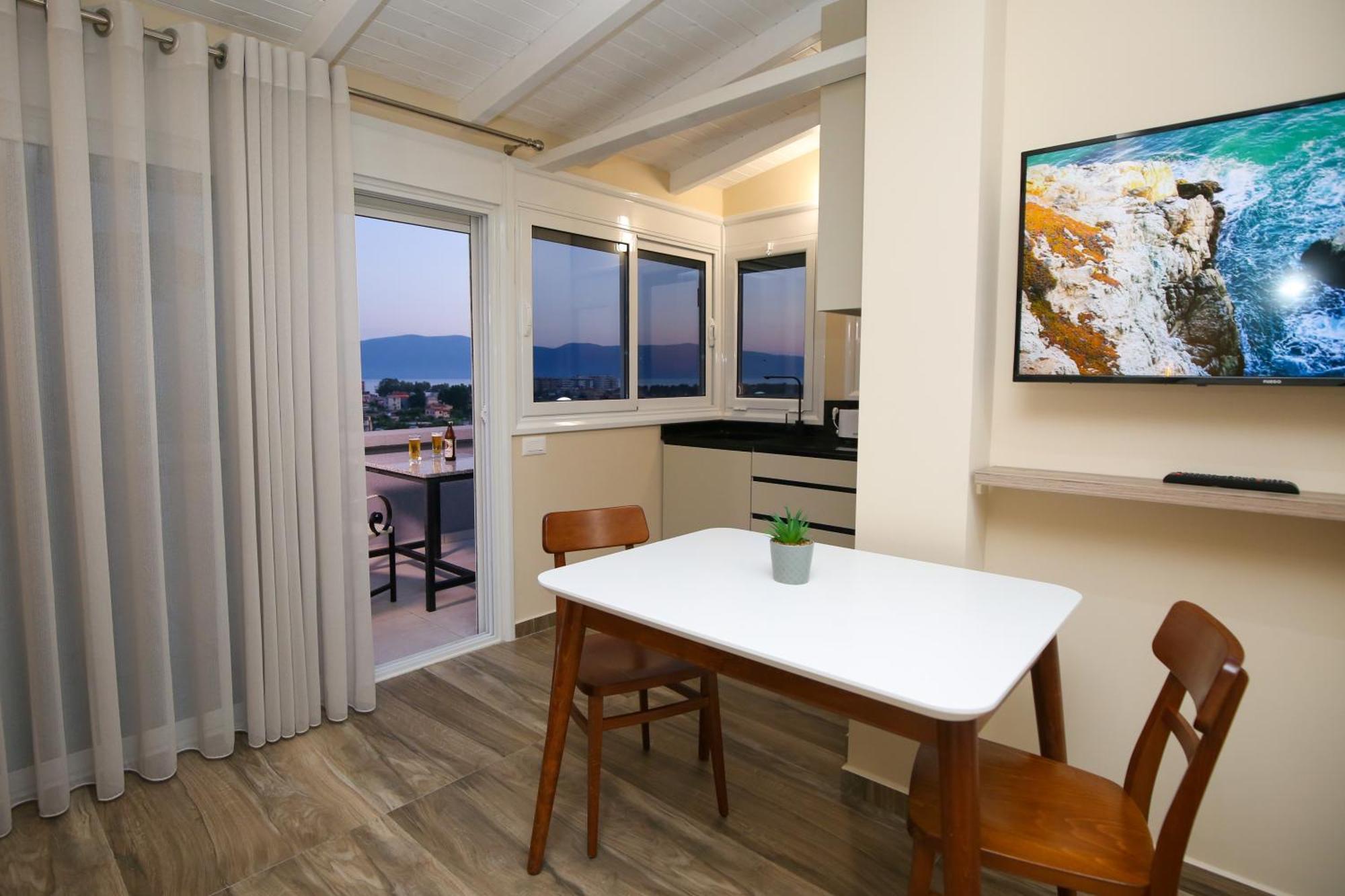 Queen Apartmets Vlore Room photo