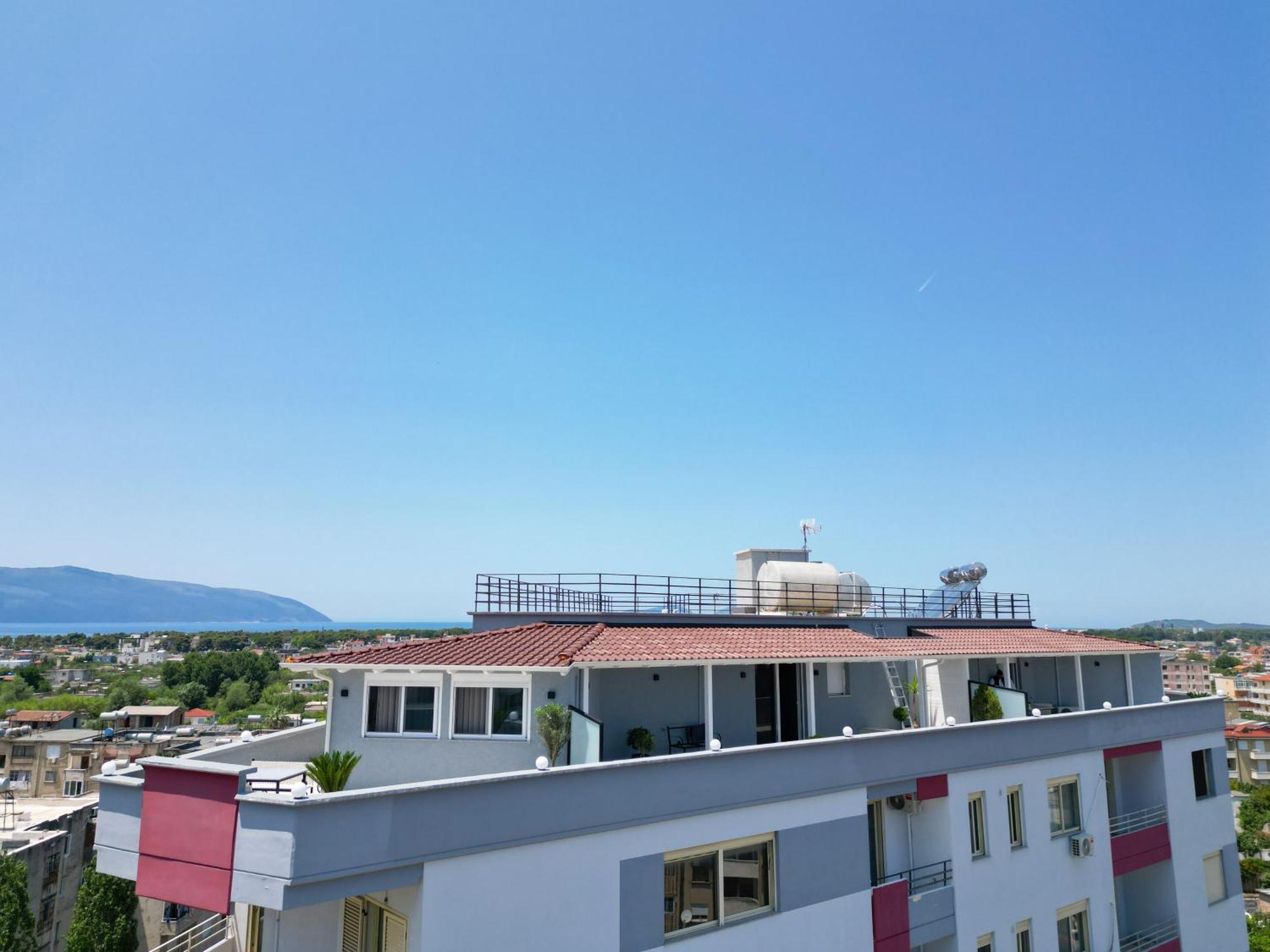Queen Apartmets Vlore Room photo